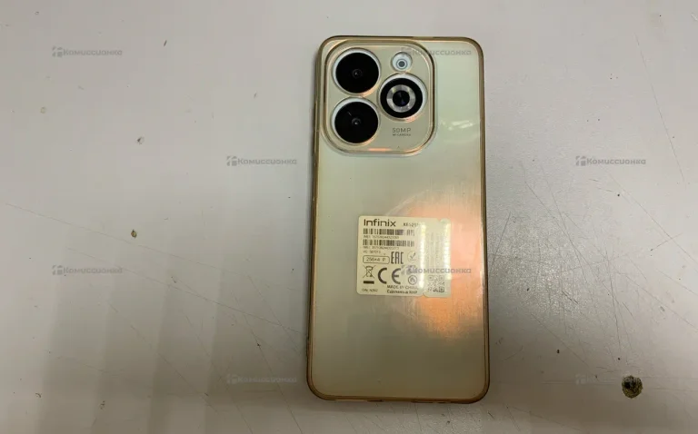 Infinix smart 8 pro 4/256Gb
