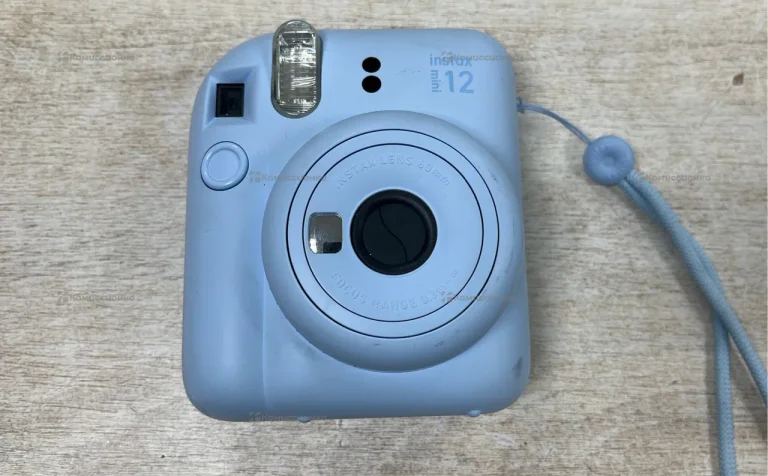 Фотоаппарат  instax 12 mini