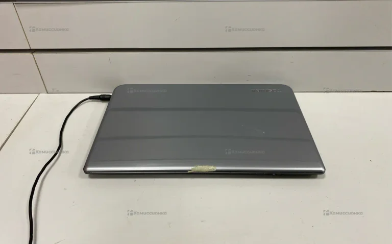 Ноутбук  Toshiba i5-3337u/4R/GT740M