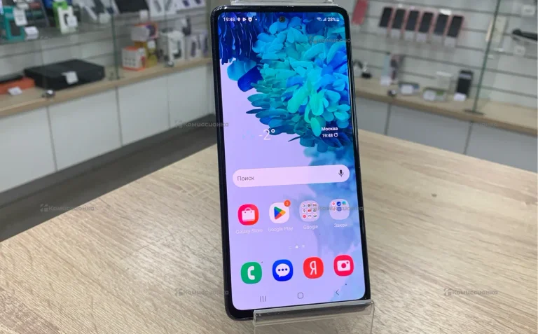 Samsung Galaxy S20 FE 6/128 ГБ