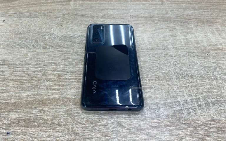 Vivo V2023 8/128 GB