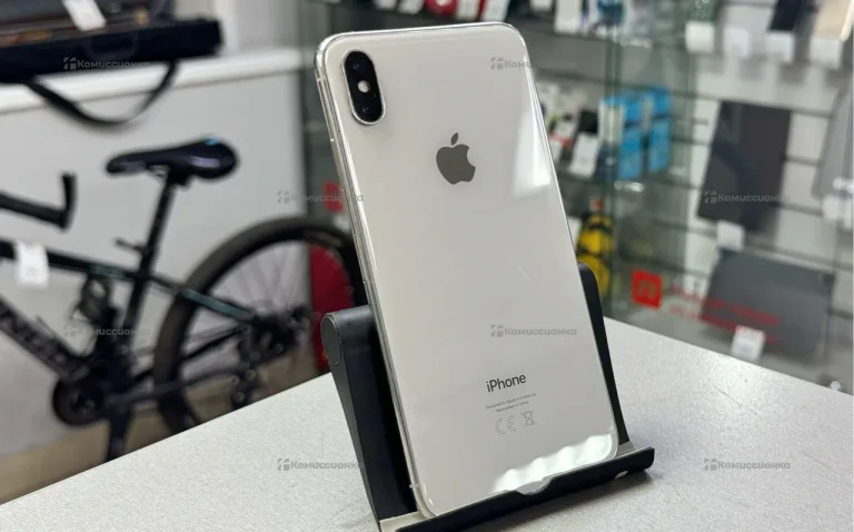 Apple iPhone XS 4/64 ГБ