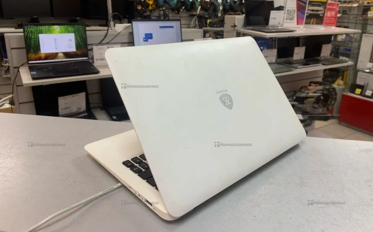 Ноутбук  Prestigio