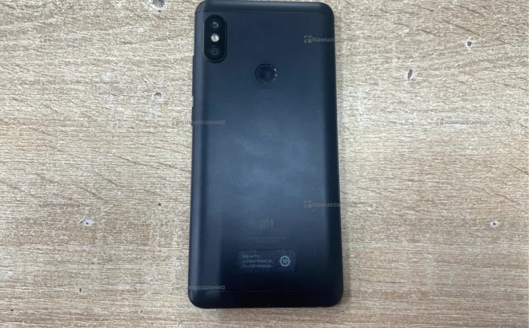 Xiaomi Redmi 5 Plus (Redmi Note 5) 4/64 ГБ