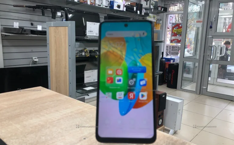 Tecno Spark 20C 8/128 ГБ