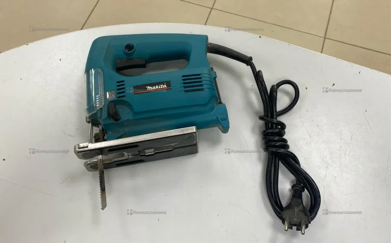 Электролобзик makita 4324