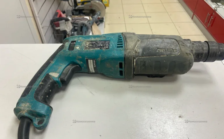 Перфоратор makita HR2470