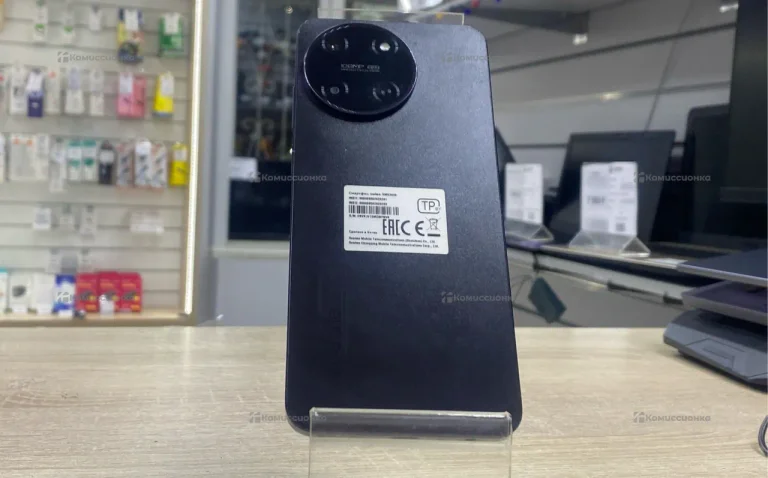 Realme 11 8/256 ГБ