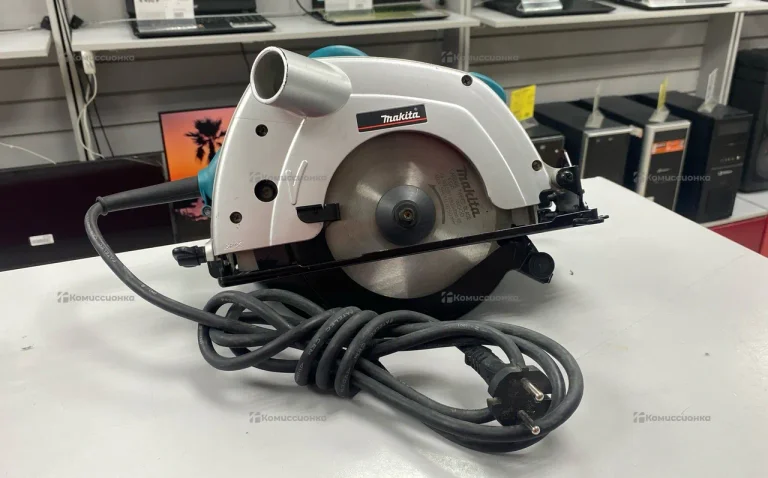 Дисковая пила makita 5604R
