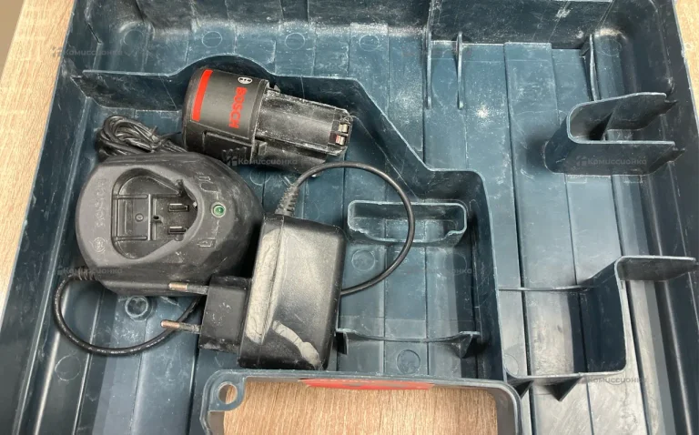 Аккумуляторная дрель-шуруповерт BOSCH GSR 120-LI L
