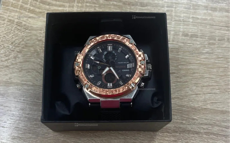 Часы  G-SHOCK