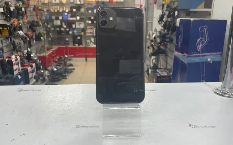 Apple iPhone 11 4/128 ГБ