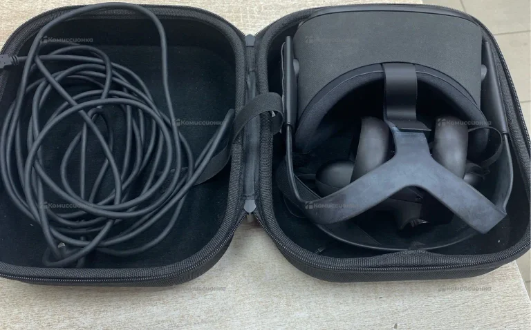 Приставка Oculus Quest 2 64gb