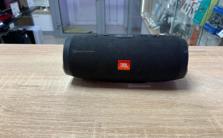Колонка  JBL CHARGE 3