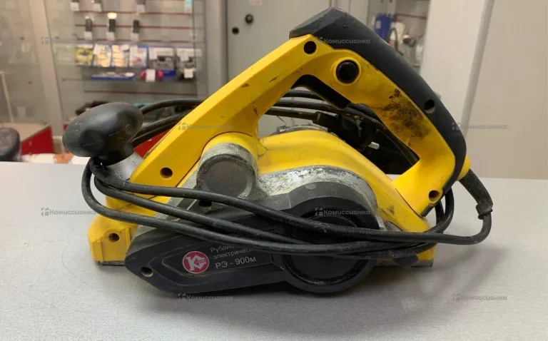 Электрорубанок Калибр РЭ-900М Мастер