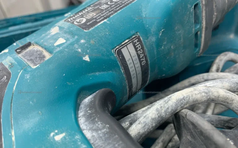 Перфоратор makita HR2470