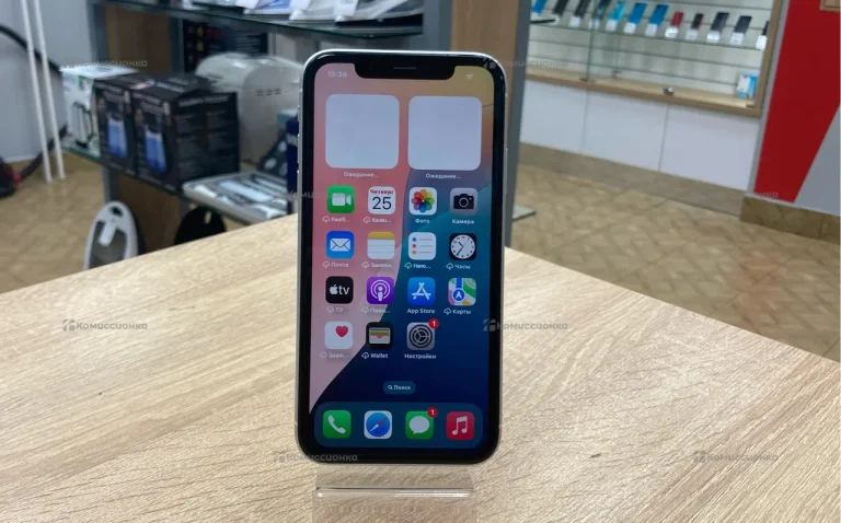 Apple iPhone XR 3/128 ГБ