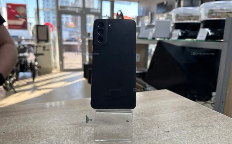 Samsung Galaxy S21 FE 5G 6/128 ГБ