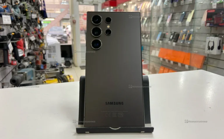 Samsung Galaxy S24 Ultra 8/256 ГБ