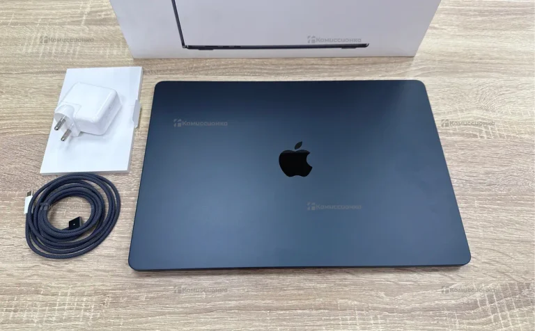 Ноутбук  Macbook Air 15 M4 (2025)