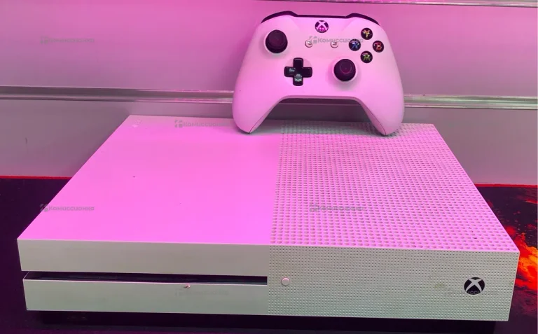 Приставка Xbox One S 500 ГБ