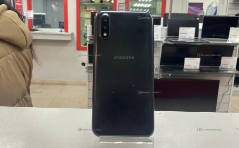 Samsung Galaxy A10 3/32 ГБ