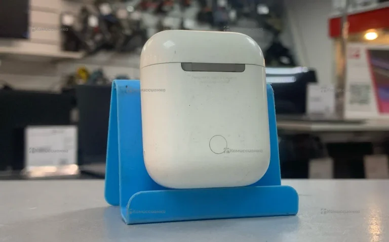 Наушники AirPods