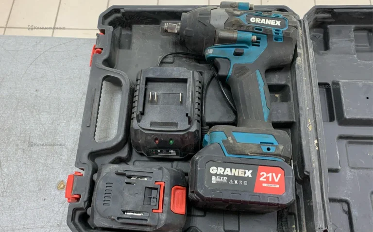 Аккумуляторный гайковерт DTW70OZ Granex