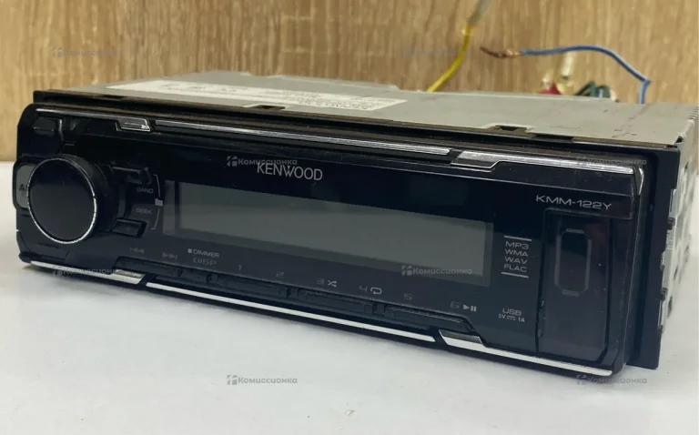 Автомагнитола  Kenwood KMM-122Y
