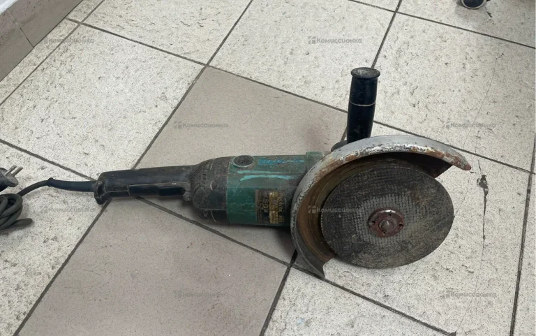 УШМ Makita 9069