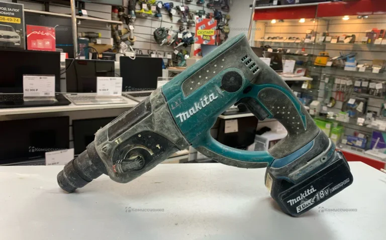 Аккумуляторный перфоратор Makita DHR202RF