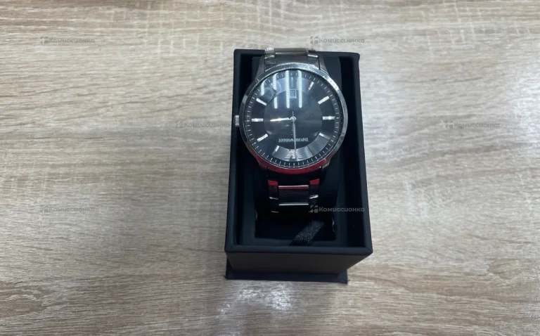Часы  emporio Armani