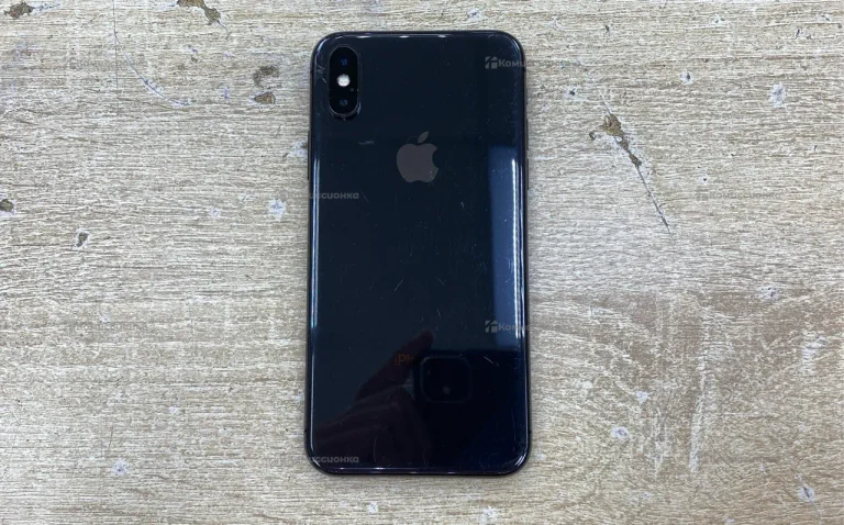 Apple iPhone X 3/256 ГБ