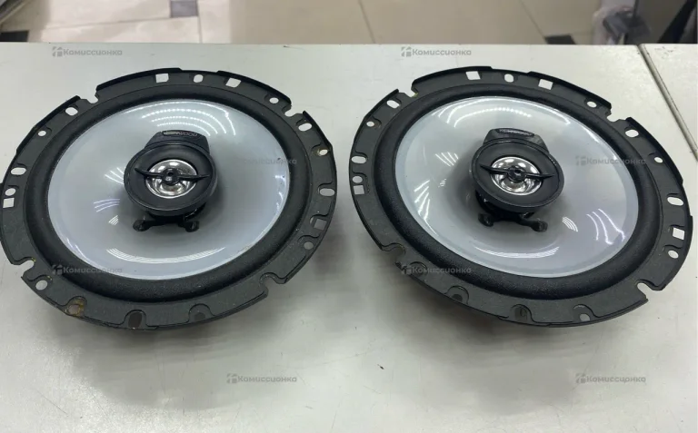 Колонка  Kenwood KFC-E1765