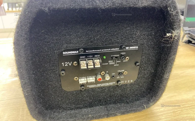 Сабвуфер  Saundmax SM-SW0801A