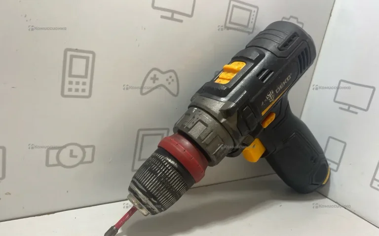 шуруповерт Deco GCD12DU3