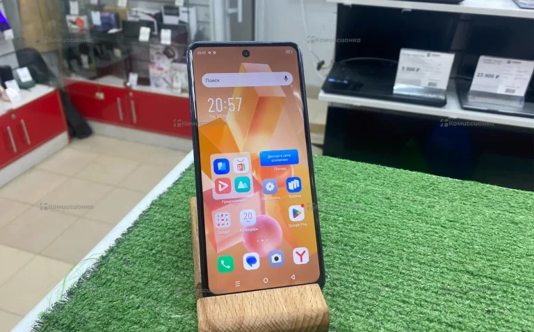 Infinix Hot 40i 8/128 ГБ
