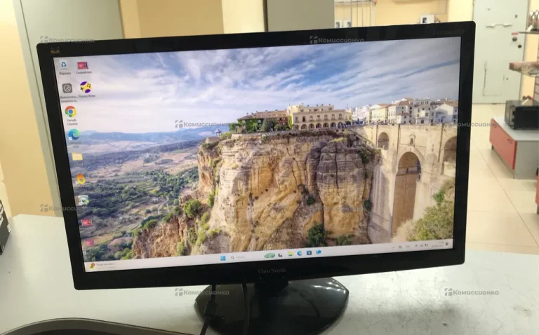 Монитор Viewsonic