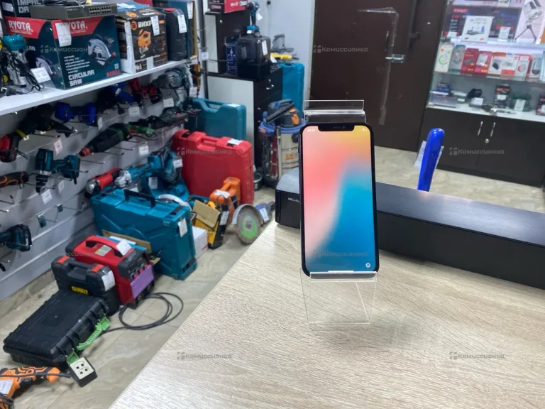 Apple iPhone 12 4/128 ГБ