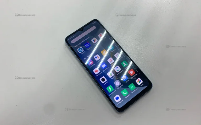 Infinix Hot 30i 4/64 ГБ