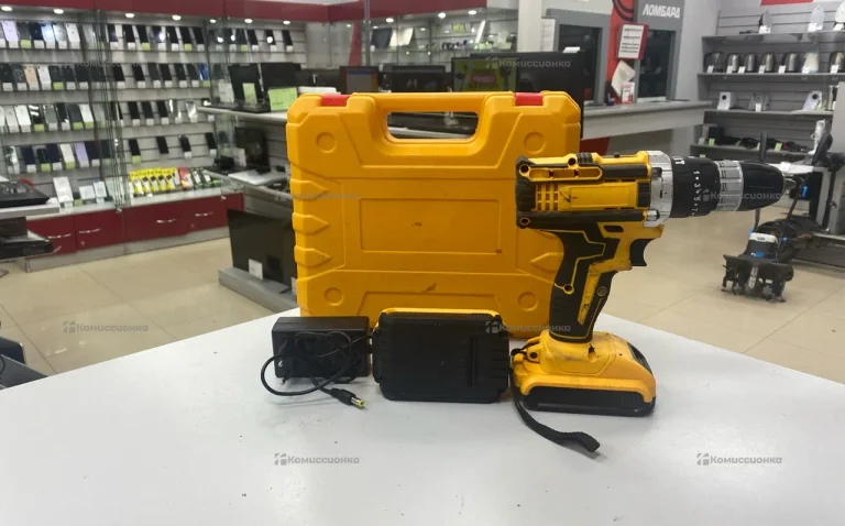 Шуруповерт- дрель Dewalt реплика
