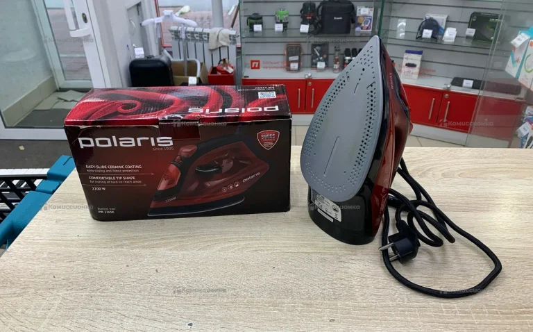 Утюг Polaris