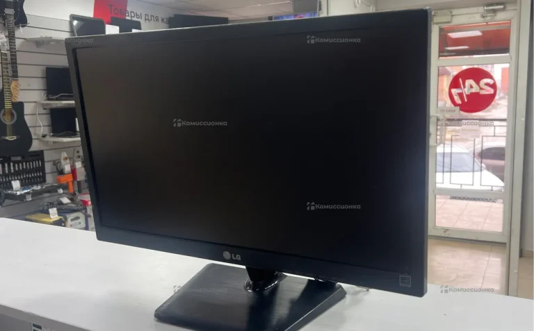 Монитор LG E2242C