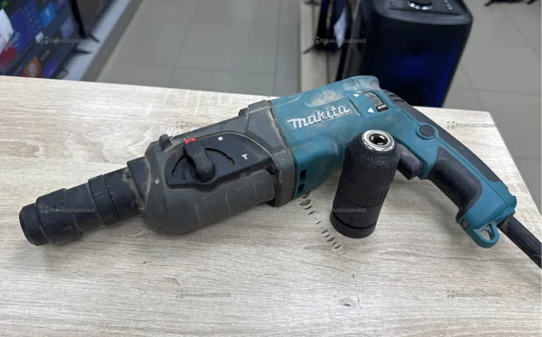 Перфоратор makita HR2470T