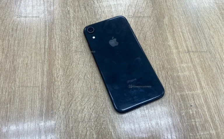 Apple iPhone XR 3/128 ГБ