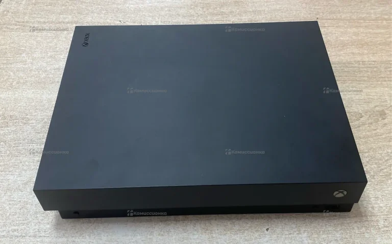 Приставка Xbox one x 1TB