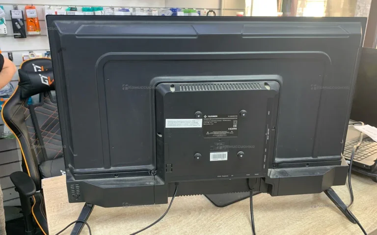 Телевизор Telefunken TF-LED32S74T2S