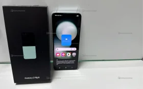 Samsung Galaxy Z Flip5 8/256 ГБ