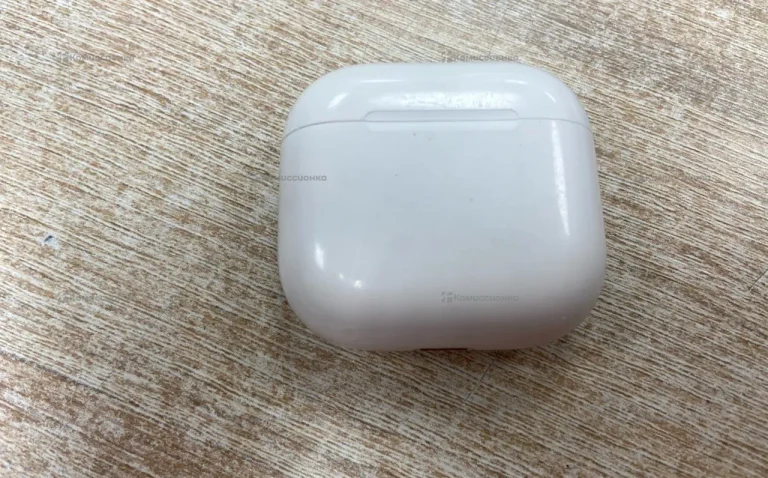 Наушники  AirPods 4