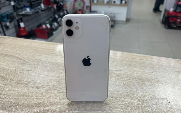 Apple iPhone 11 4/128 ГБ